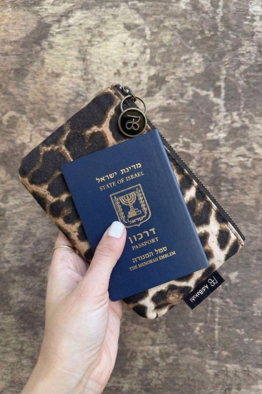 תיק דרכונים תמר