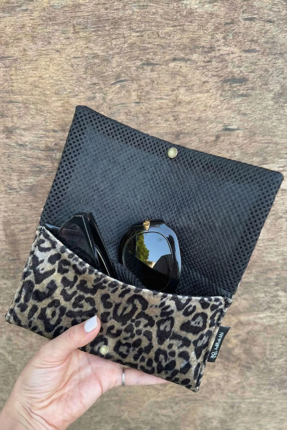 נרתיק משקפיים טייגה (קטיפה)