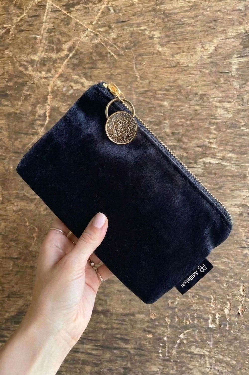 תיק דרכונים יעל (קטיפה)