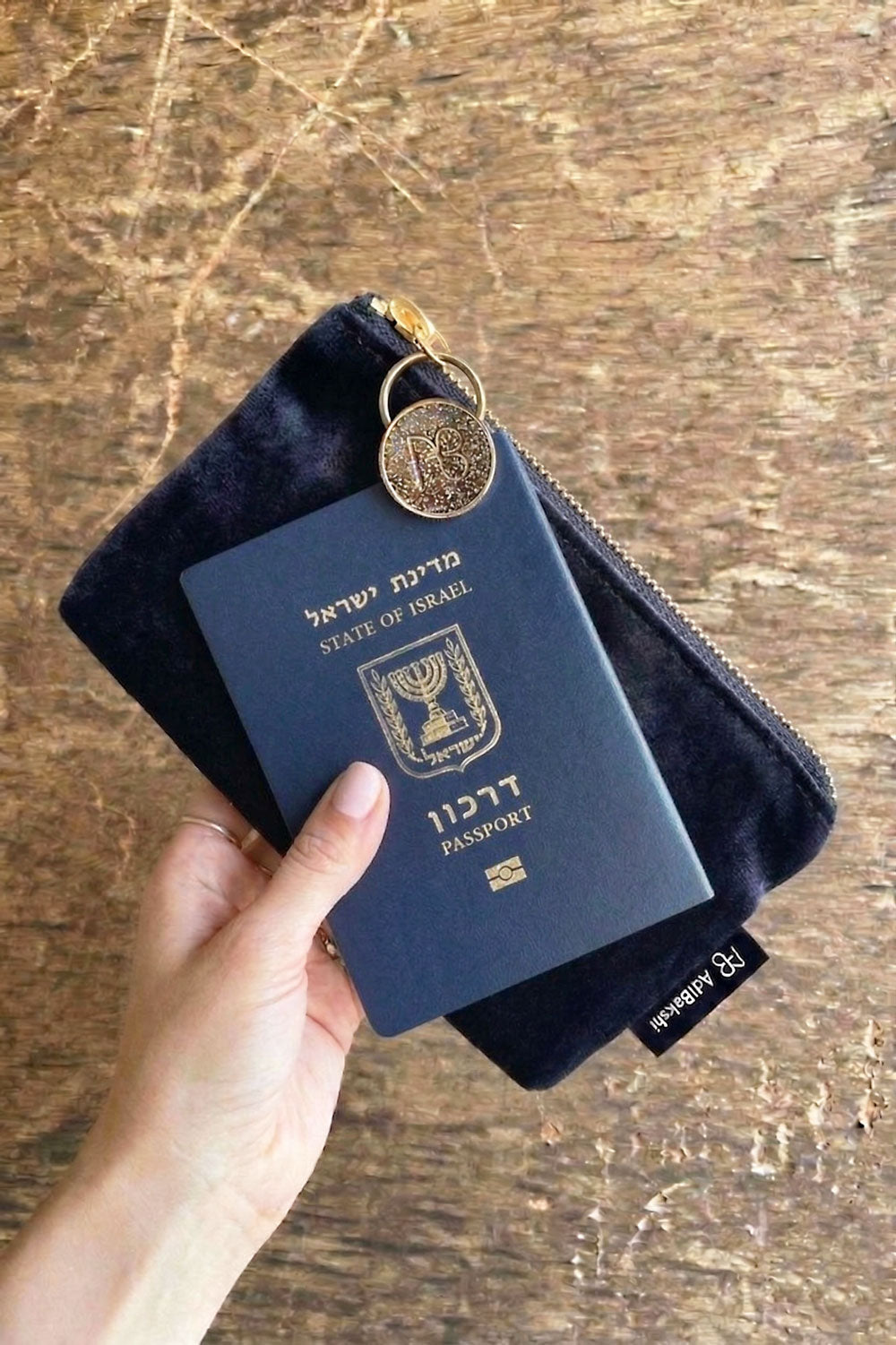 תיק דרכונים יעל (קטיפה)