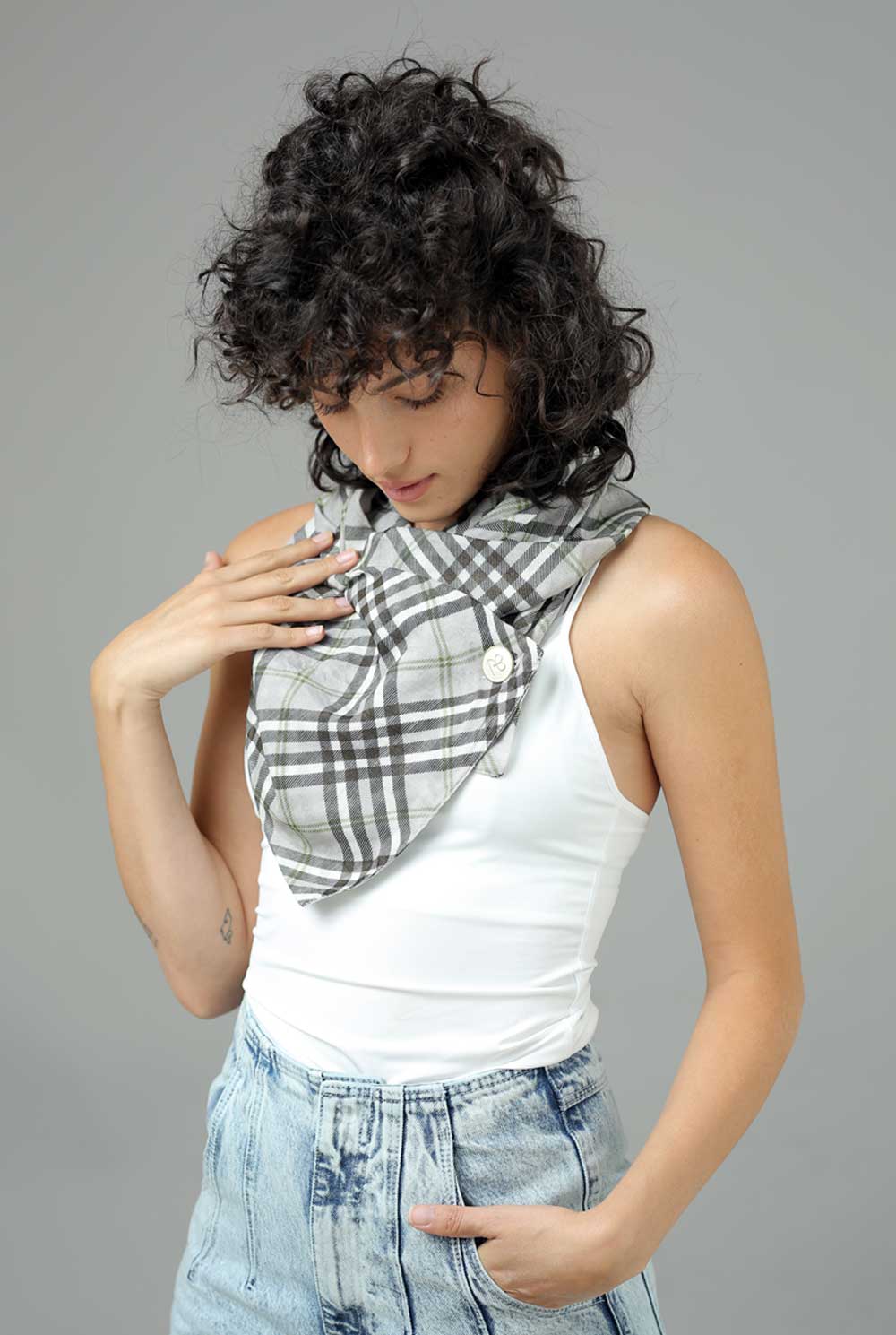 צעיף משובץ ברידג'ט