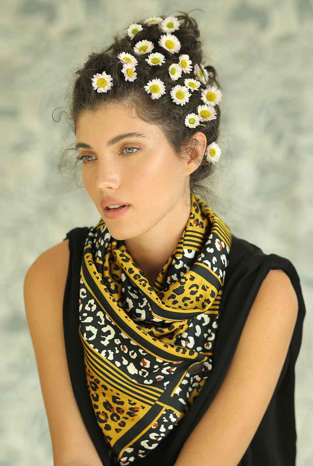 צעיף חרדלי מושלם ג׳ניפר