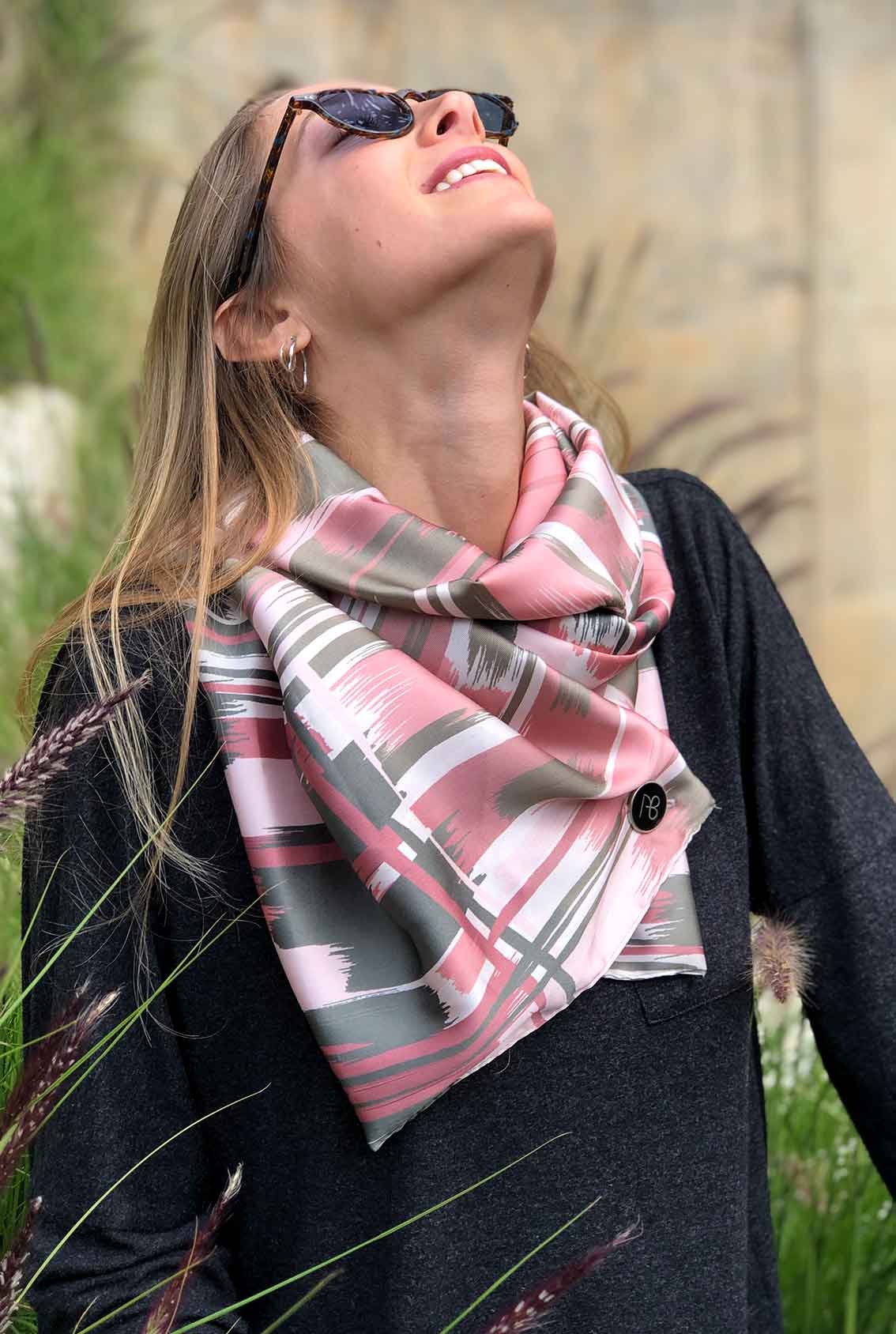 צעיף אבסטרקטי מיוחד מעיין