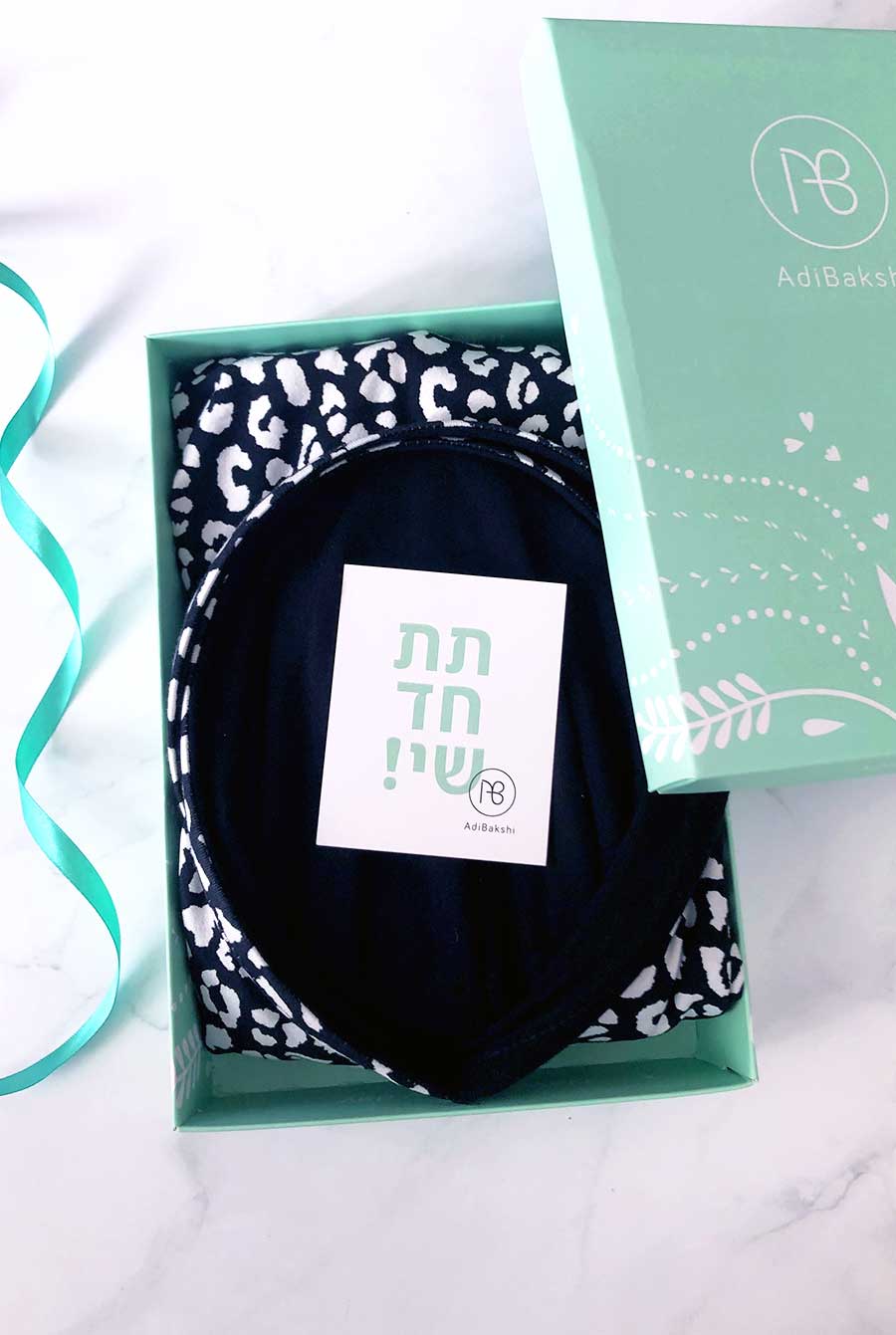 סינר הנקה דו-צדדי שהופך לצעיף! מנומר שחור-לבן בבד ויסקוזה רך ונעים דגם ויולה